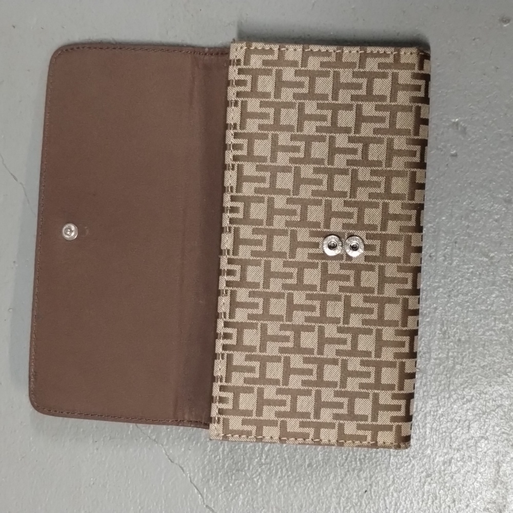 Tommy Hilfiger (taken offers)